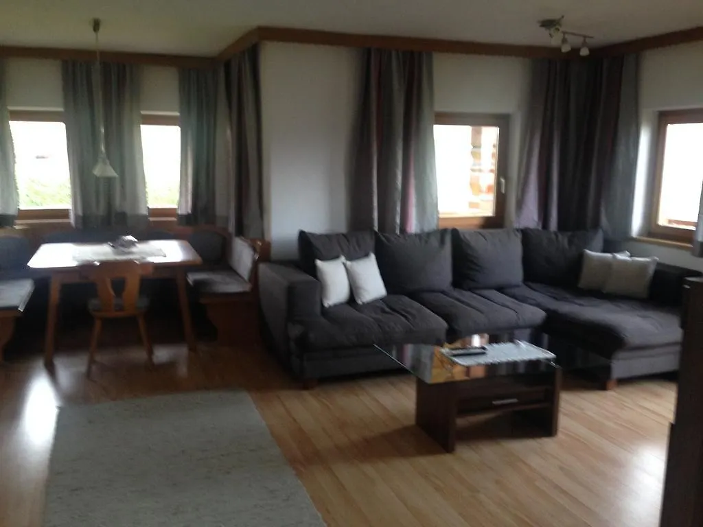 Landhaus Peer Innsbruck Apartment