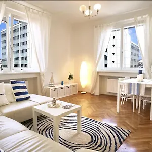 Operastreet City Center Santorin Apartment Wien
